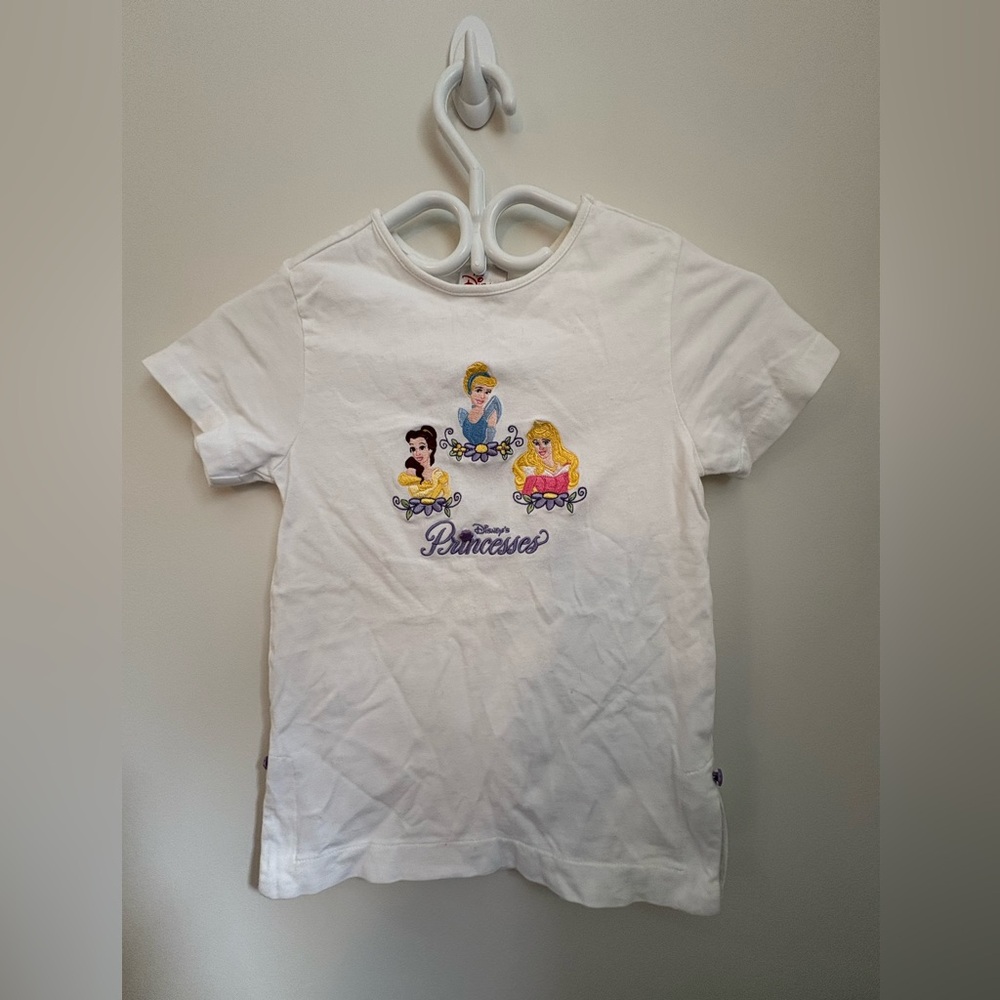 Vintage Disney White Princess T shirt with Embroidered Characters